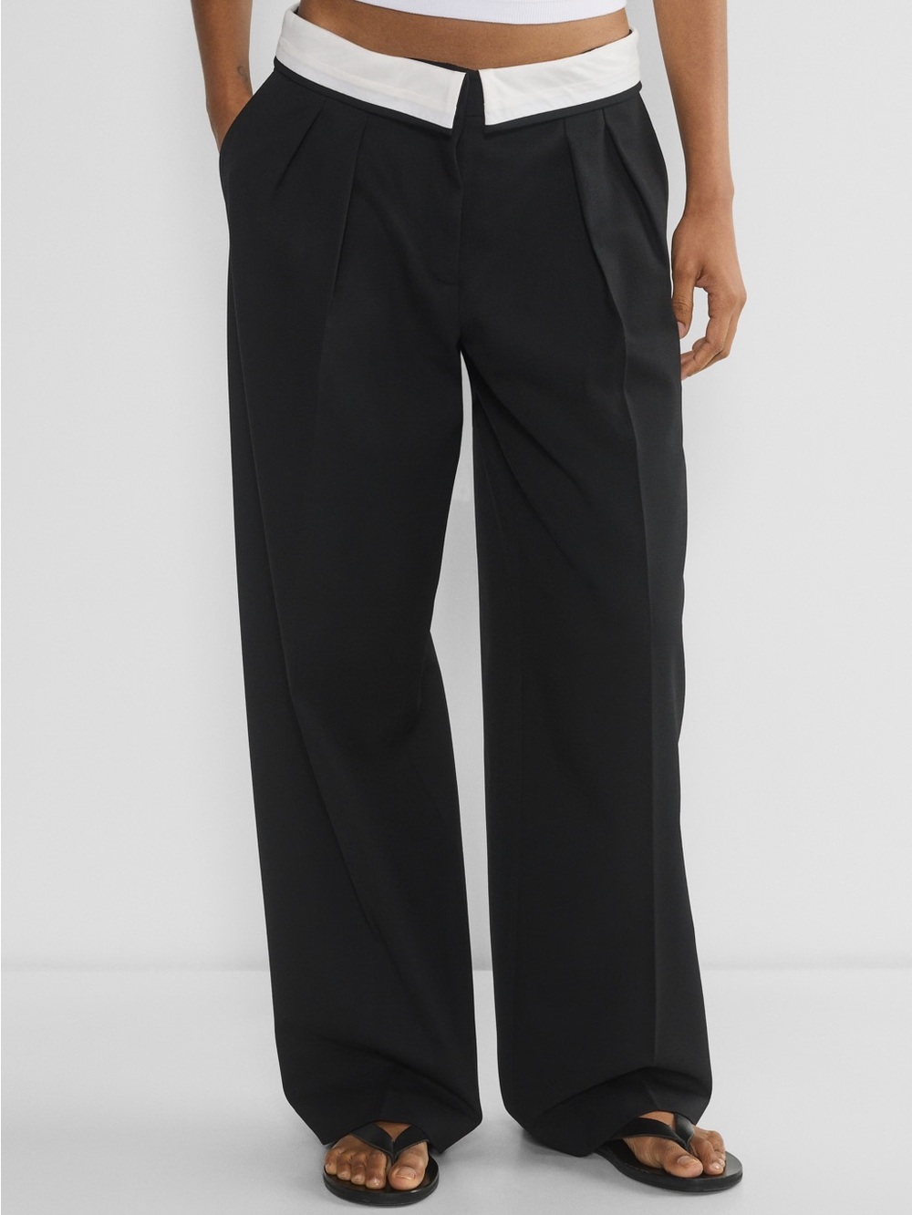 Aritzia Bureau Pant Women’s 4